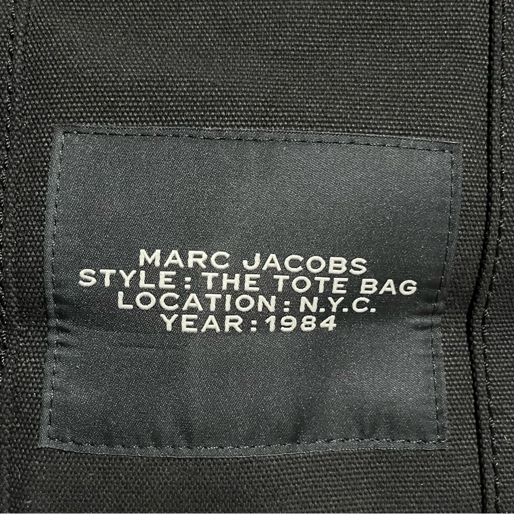Marc Jacobs The Tote Bag Black Canvas - Picture 8 of 10